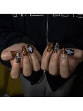 リノン(Linon)/海外風冬ネイル