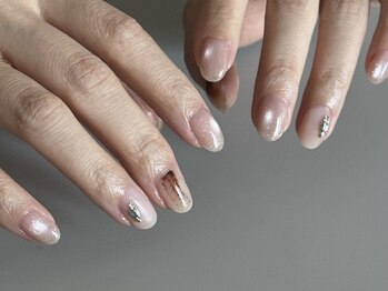 Design / ニュアンスネイル