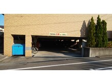 ディオーネ 岡崎店(Dione)/《駐車場入口》