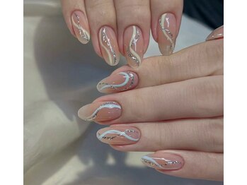 ニニ 高田馬場店(NiNi)/持ち込みデザイン150分やり放題