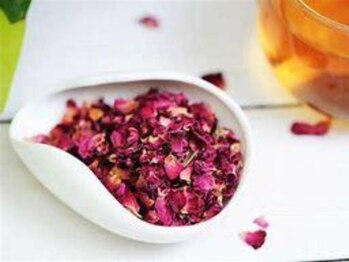 エミプラス(Emi plus)の写真/春限定☆【女性ホルモンを整える*ローズ蒸し30分】よもぎ蒸しとW効果で自律神経・艶肌・妊活・温活にも◎