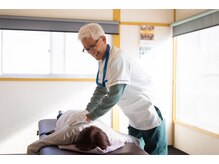 整体院 千香/背骨硬さの検査