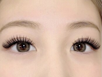 ルルミーナ(Lulu Mina)の写真/フラットラッシュ、ボリュームラッシュ、カラーエクステまで!豊富な種類をご用意☆デザインご相談下さい♪