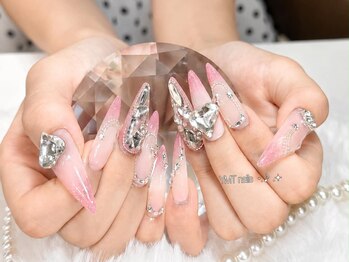 YMTの写真/【圧倒的なカラーバリエーション】約500種類のカラー＆パーツで"なりたい指先"叶えます◆ミキシング可能◎