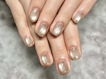 グラシアス(Gracias)/ラメ×マグネットネイル