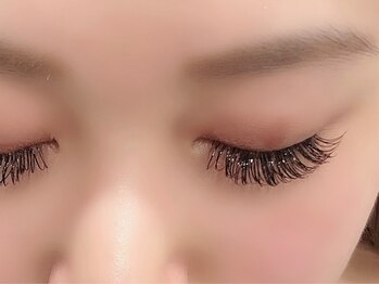 リリ(LILI)の写真/【LEDエクステ導入◎】エクステのモチや取れやすさにお悩みの方にもオススメ！魅力を引き出すお目元へ♪