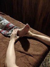 アジアンリラクゼーションヴィラ 徳島藍住インター店(asian relaxation villa)/足つぼを刺激します