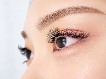 アイズ 深谷店(I's)の写真/【少ない・細い・短いまつげも華やかに♪】超軽量のマツエクの種類が豊富！どれでもLEDマツエクで施術可能!