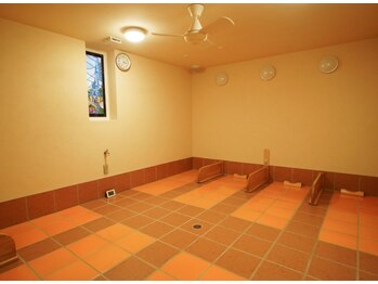 サンワ アロアロ(AloAlo)/陶板浴