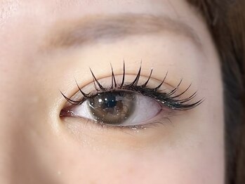 ネイルサロン レン(Ren)の写真/似合わせまつパ/マツエクが得意なサロン♪ハンド/フットとの同時施術もOK！リピーター様多数◎
