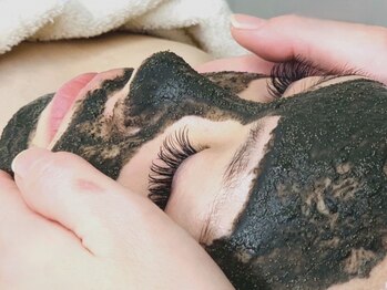 クシェル(Kuschel)の写真/セルフケアでは行き届かない、根深い毛穴悩みを改善!年齢を重ねても美しい肌で自信UP!