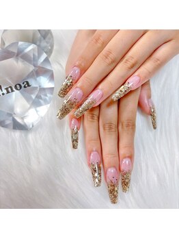 リノア(Linoa)の写真/キラキラ可愛い指先で毎日を楽しく♪スカルプデザインもできる◎豊富なカラーやパーツ多数ご用意☆