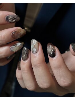 グラウネイル(glaw nail)/
