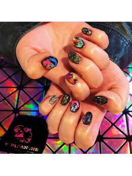 ピピランチェ(PIPIRANCHE)/ゴテゴテ個性派ネイル