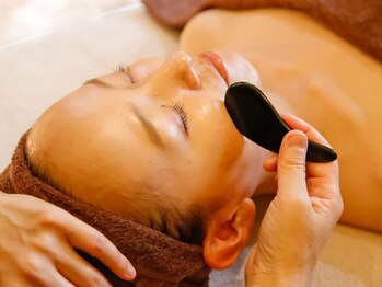 ソルーナ(So-Luna)/かっさフェイス(デコルテ付)