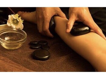 ラティ/ホットストーン