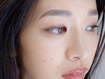 ネオン 鵠沼海岸(NEON)/HBLで横顔美人!