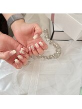 ベルレ(Bellere)/ミラー×十字架ネイル　¥7300