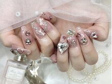 ヘレネ(Helene)/キラキラビジューネイル