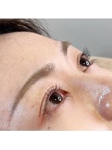 彼女とまつ毛クリム(crim)/ダメージレスまつ毛パーマ