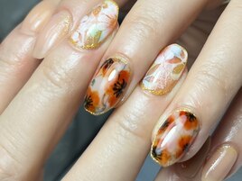 奥行きボタニカルフラワーネイル