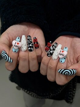 個性派ネイル