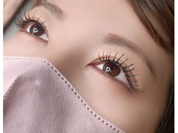3フェイス(3FACE)の写真/大人女性の色気漂うトレンドEYEは【ラッシュリフト】で仕上げるのが◎まつエク、アイシャンプーも人気♪