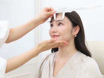 ラズフルール 赤坂(Laz fleur)の写真/お顔の印象アップ♪落ち着いた空間でリラックス◎あなたのスタイルに合わせた理想のデザインを提供♪