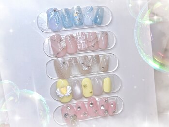 ドールネイル(DOLL NAIL)の写真/★リピーター殺到★定額デザインでお得に可愛く♪デザインサンプル多数ご用意◎ずっと通いたくなるサロン♪