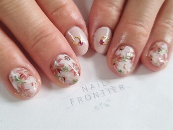 ネイルフロンティア 吉祥寺(NAIL FRONTIER)/手描きコスモスネイル8980円～