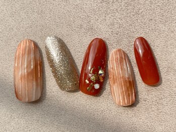 ターラ(Tara)/ニュアンスバカラネイル