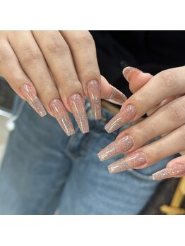 タギネイル(Tagi Nail)の写真/指先をすらっと見せるスカルプで爪の形を美しくキレイに♪【チップ長さだしワンカラー9500円】
