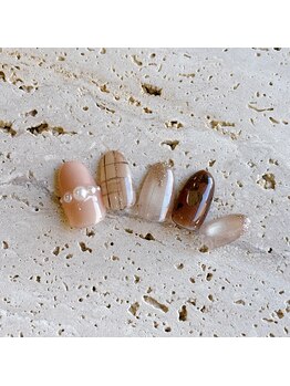 アレミティ(Aremiti)/2月マンスリー