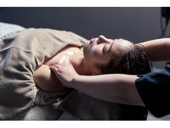 ヨイン(yoin)/デコルテマッサージ