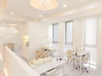 エル バイ ノリコ(elu by Noriko)