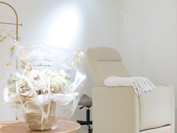 ラズフルール 赤坂(Laz fleur)の写真/【洗練された空間】半個室で心ゆくまま美を追求できるリラックスタイムを。《コテ/アイロン完備◎》