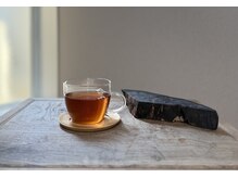 バレ(BARE)の雰囲気（爪先を整えながら癒されるハーブティーを）