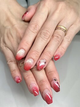 マググラデネイル/赤ネイル