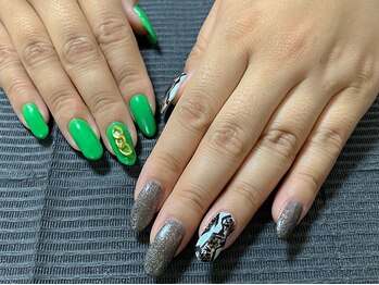 ミナネイル(mina-nail)/アシメントリーデザイン