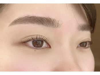 イッソ(isso)/眉毛Wax＆パリジェンヌ