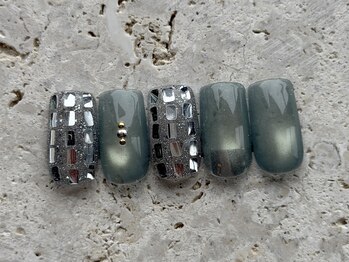 オメカシ アイラッシュアンドアイブロウ(Omekashi eyelash&eyebrow)/7/8月定額ニュアンスネイル
