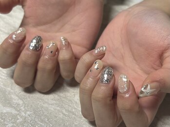 ジュリネイル(JULIE NAIL)/フレンチ×スター