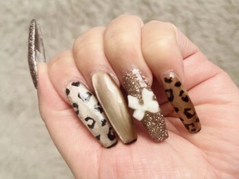 パナシェドール(panache d'or)の写真/《トレンドデザイン×長さ出しのチップネイル》強度も抜群で、あなたの指先を美しく演出します！