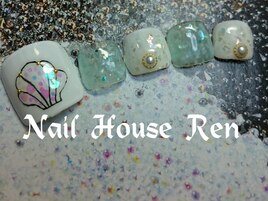 新作フットネイル