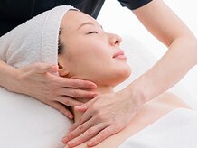 ★最新遺伝子美容【高濃度幹細胞＋毛穴洗浄】お顔・首・デコルテまでのハンドトリートメント