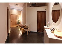 つかしんえいど/【店内】