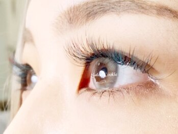 サロンドットクッキー 大阪九条(Salon.Cookie)/ブラウン×ターコイズ×レッド