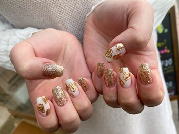 ネイルアルケー(Nail ARCHE)/ゴールドネイル
