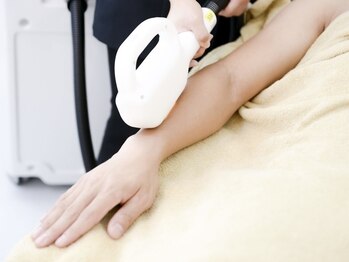 サロンドベル(Salon de BELLE)/夏本番に向けて腕脱毛！