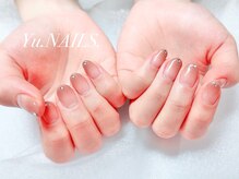 ユーネイルズ 恵比寿(Yu.NAILS.)/カラーグラデーション◎スワロ